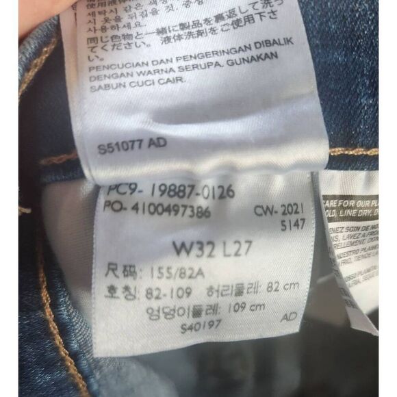 52 Levi's boyfriend distressed ankle jeans - Picture 5 of 10